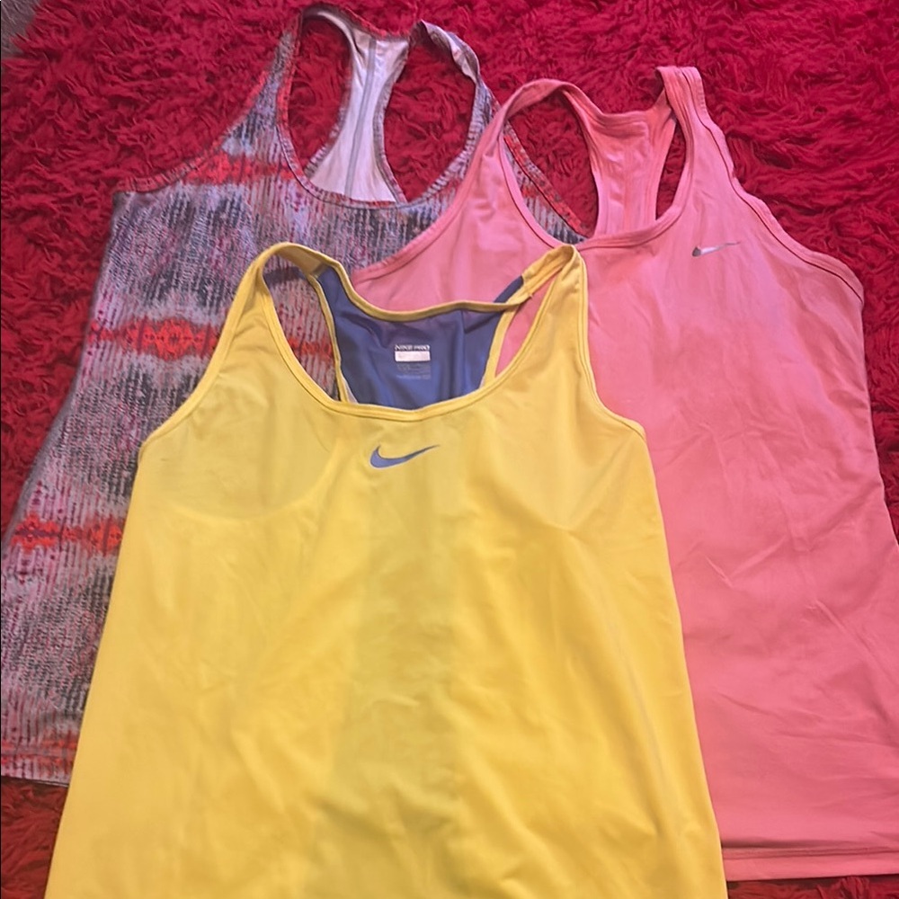 Nike Yellow Sleeveless Tank Top Athletic Wear